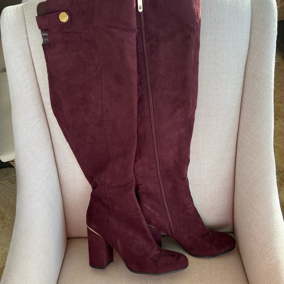 Tommy Hilfiger Faux Suede Maroon over the knee Boots size 10 - Picture 2 of 12
